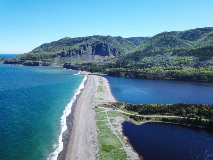 Boondocking sur les plages du Cap-Breton