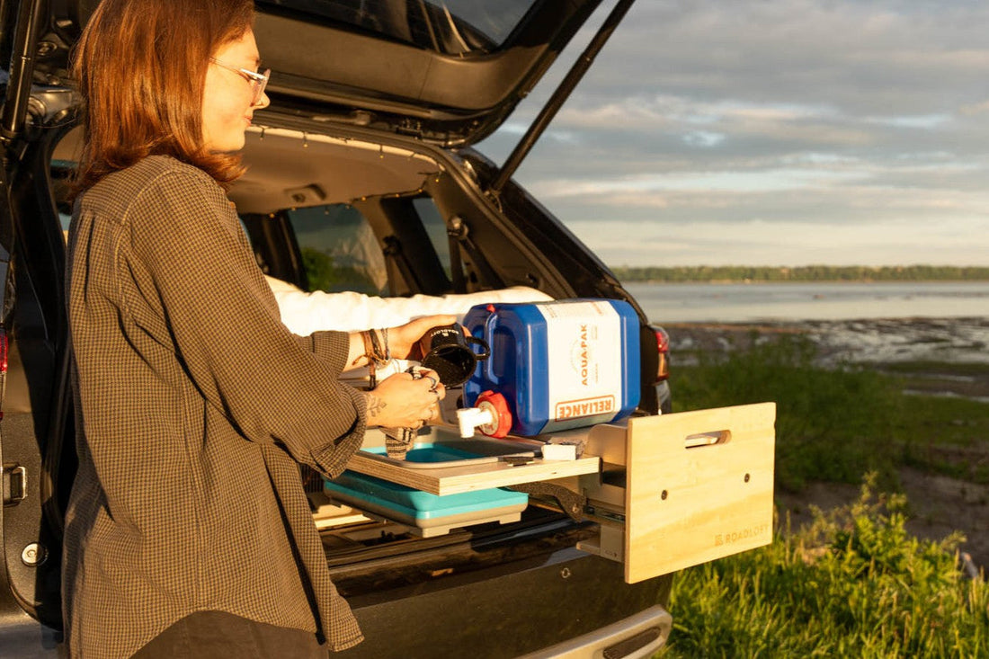 Car camping avec le kit de conversion VUS de Roadloft