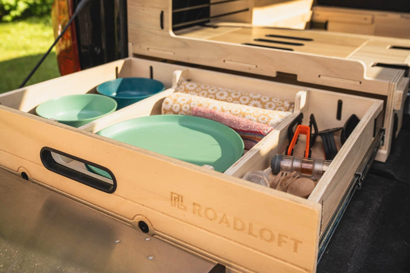 how to convert a truck into a camper