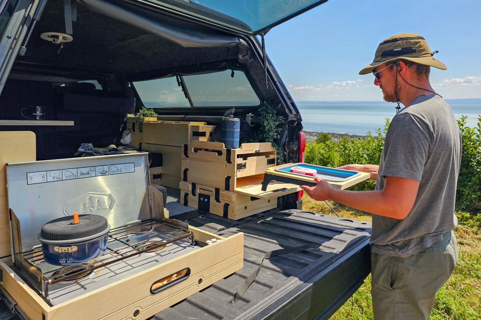 overland kitchen slide out