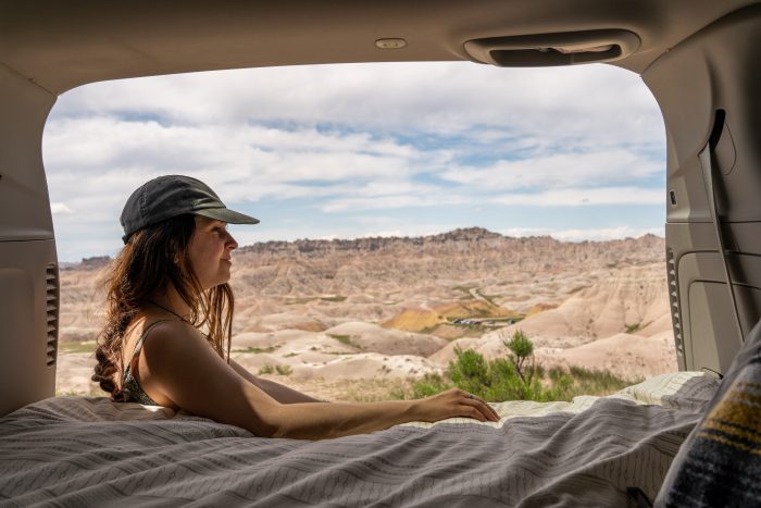 20 Items to be Ready to Go on a Road Trip
