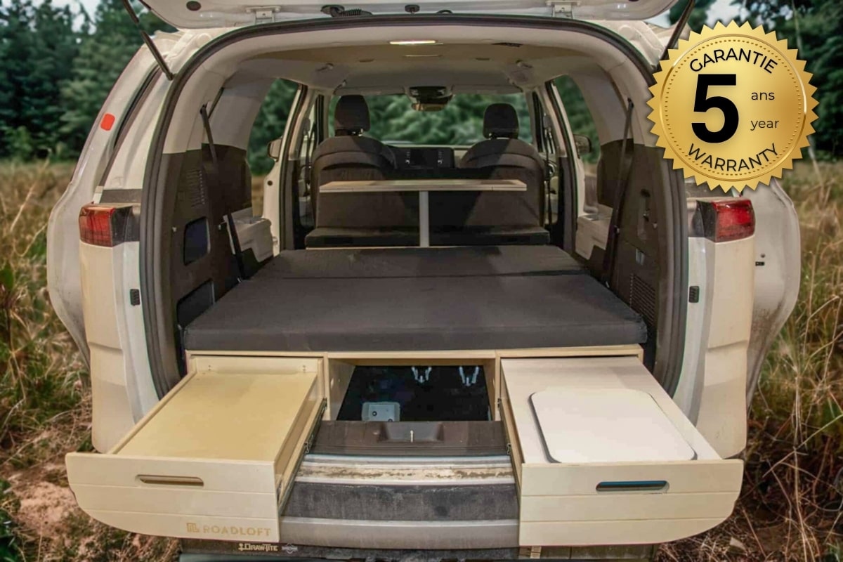 Kia Carnival camper conversion kit by Roadloft