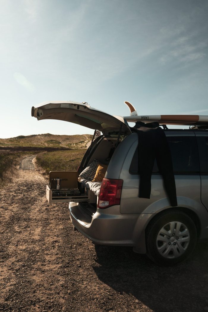 Sur la route avec Sophie : Sa vie nomade avec le kit minivan Roadloft